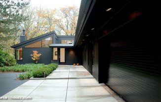 Black Color Ideas For Homes That Make Residential So Anti Mainstream