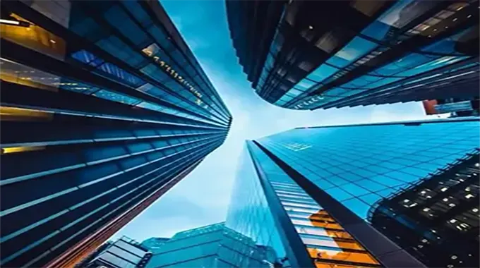 The Surrounding Area Feels Calm with Less Daily Rush