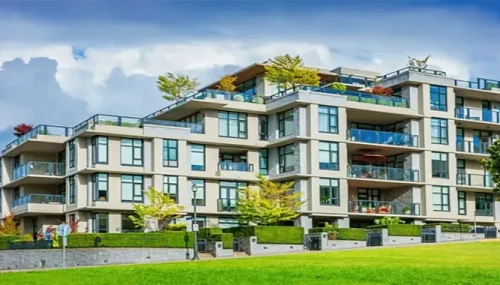 Key Differences Between Private Condominium Units and Executive Housing